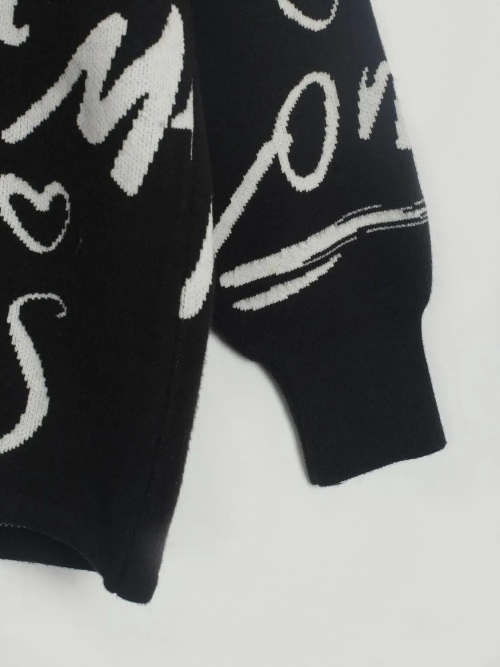 468bd27f-dd78-4b38-97fb-9ca0b69ef049-Max