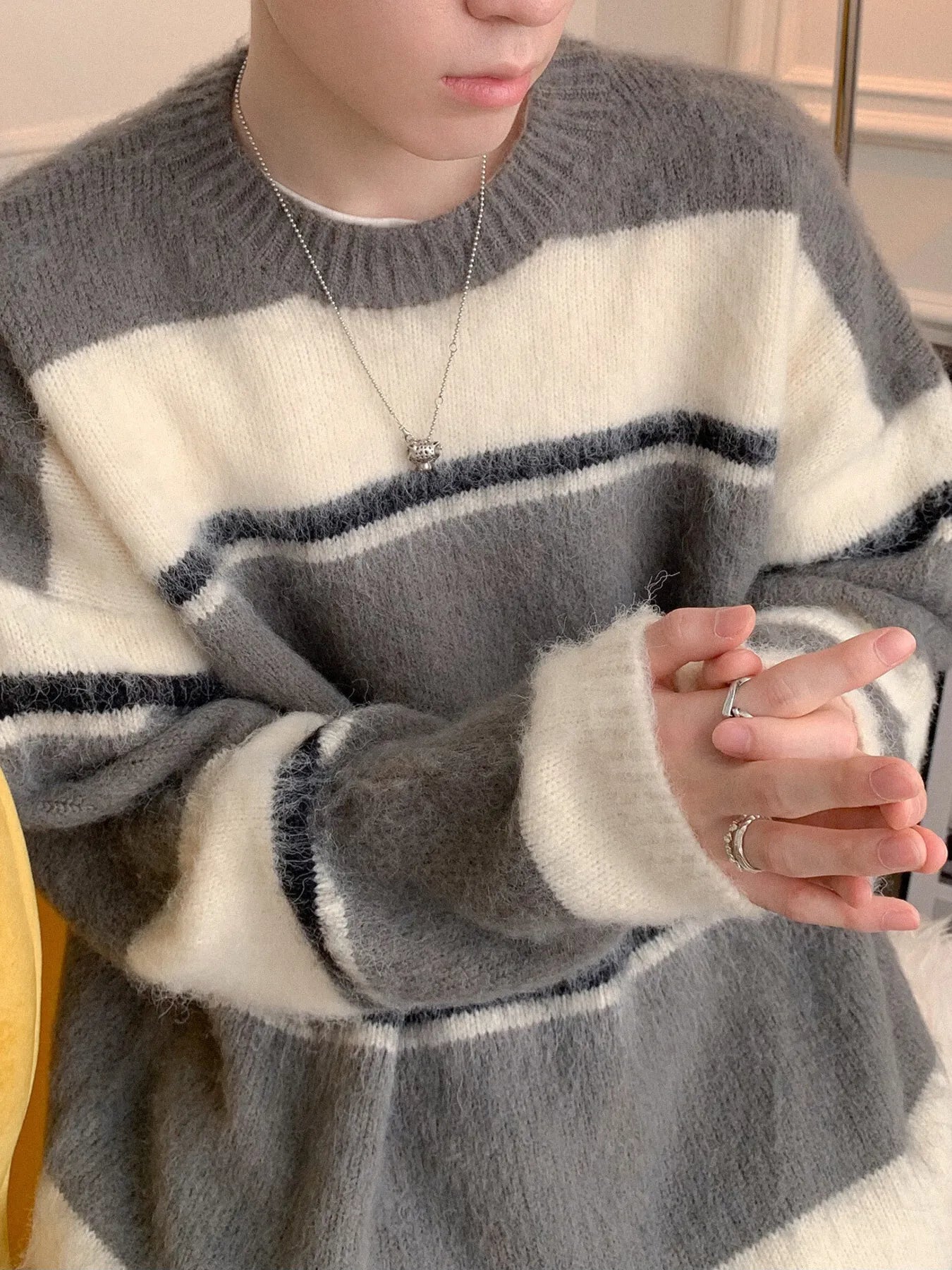 f688bd76a8c649da90e827b047f2028e-Max-Origin